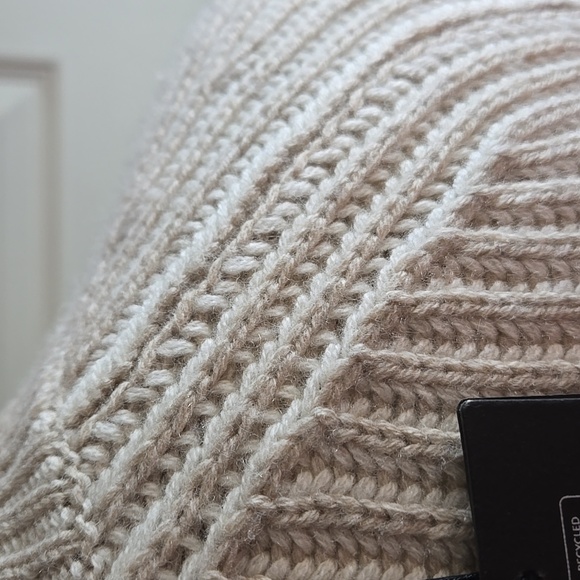 NAADAM Cashmino Wool Cashmere Ribbed Crewneck Sweater - Picture 8 of 9